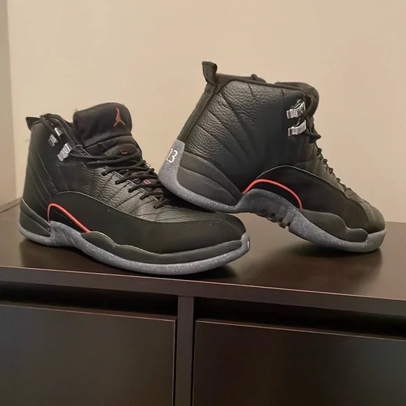Nike AirJordan Retro 12 - Picture 1 of 15